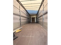 INTG9387_2193401 vehicle image