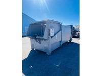 GALA741_3044775 vehicle image
