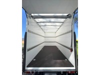 GALA741_3023881 vehicle image