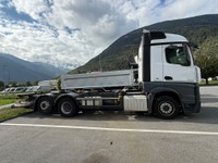 SAUR7607_2725196 vehicle image