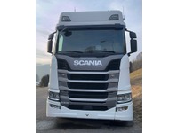 0372026 vehicle image