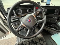 0372026 vehicle image