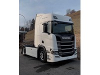 0372026 vehicle image