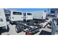 SEDU206_2886211 vehicle image