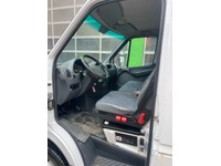 FRAL10379_2911874 vehicle image