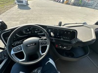 GRAF4332_1544965 vehicle image