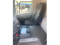 KHAL6078_2961872 vehicle image