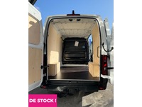 BW-M164_2525676 vehicle image