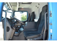 TOC1273_3038533 vehicle image