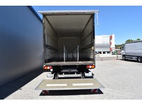 TOC1273_3038533 vehicle image