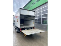 FRAL10379_2911875 vehicle image
