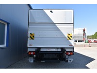 TOC1273_3004963 vehicle image