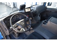 TOC1273_3004963 vehicle image
