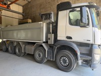 TOLA8240_3027393 vehicle image