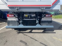 VTBO844_2848674 vehicle image