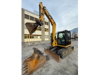 SARE10073_2813787 vehicle image