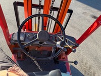 MBTR124_2858417 vehicle image