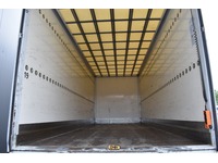 TOC1273_2928450 vehicle image