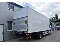 TOC1273_2928450 vehicle image