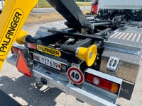 NFBE9310_2525450 vehicle image