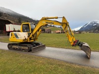 0082026 vehicle image