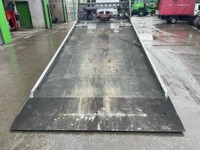 FRAL10379_2698849 vehicle image