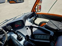 LENK204_2726640 vehicle image