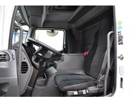 TOC1273_2774146 vehicle image