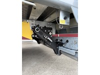 GREA182_2728076 vehicle image
