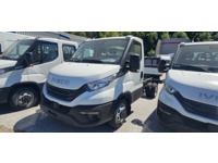 SEDU206_2886210 vehicle image