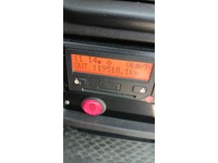 VISA147_3027850 vehicle image