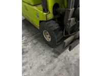 FLUT10406_2767017 vehicle image