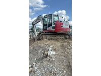 0171026 vehicle image