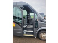 THUR7336_2880365 vehicle image