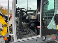 AGRO3463_2754370 vehicle image