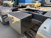 ZELJ895_2976093 vehicle image