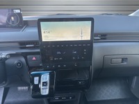 Anne38_2776298 vehicle image