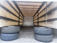 MBTR124_2692776 vehicle image