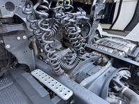 AGRO3463_2754373 vehicle image