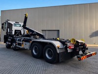 TMR8055_2868634 vehicle image