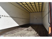 TOC1273_2826846 vehicle image