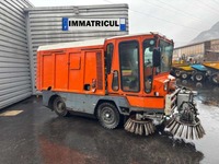 MERC9702_2833391 vehicle image