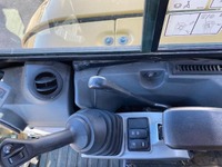 RINA4324_2917800 vehicle image