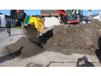 VISI1614_2890079 vehicle image