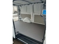 ALTH1974_2815523 vehicle image