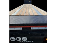 INTG9387_3026798 vehicle image