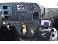 TOC1273_2698676 vehicle image