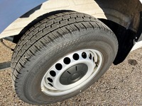 MAN126_2871109 vehicle image