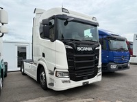 ZELJ895_2709158 vehicle image