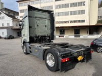 PREI272_2856068 vehicle image